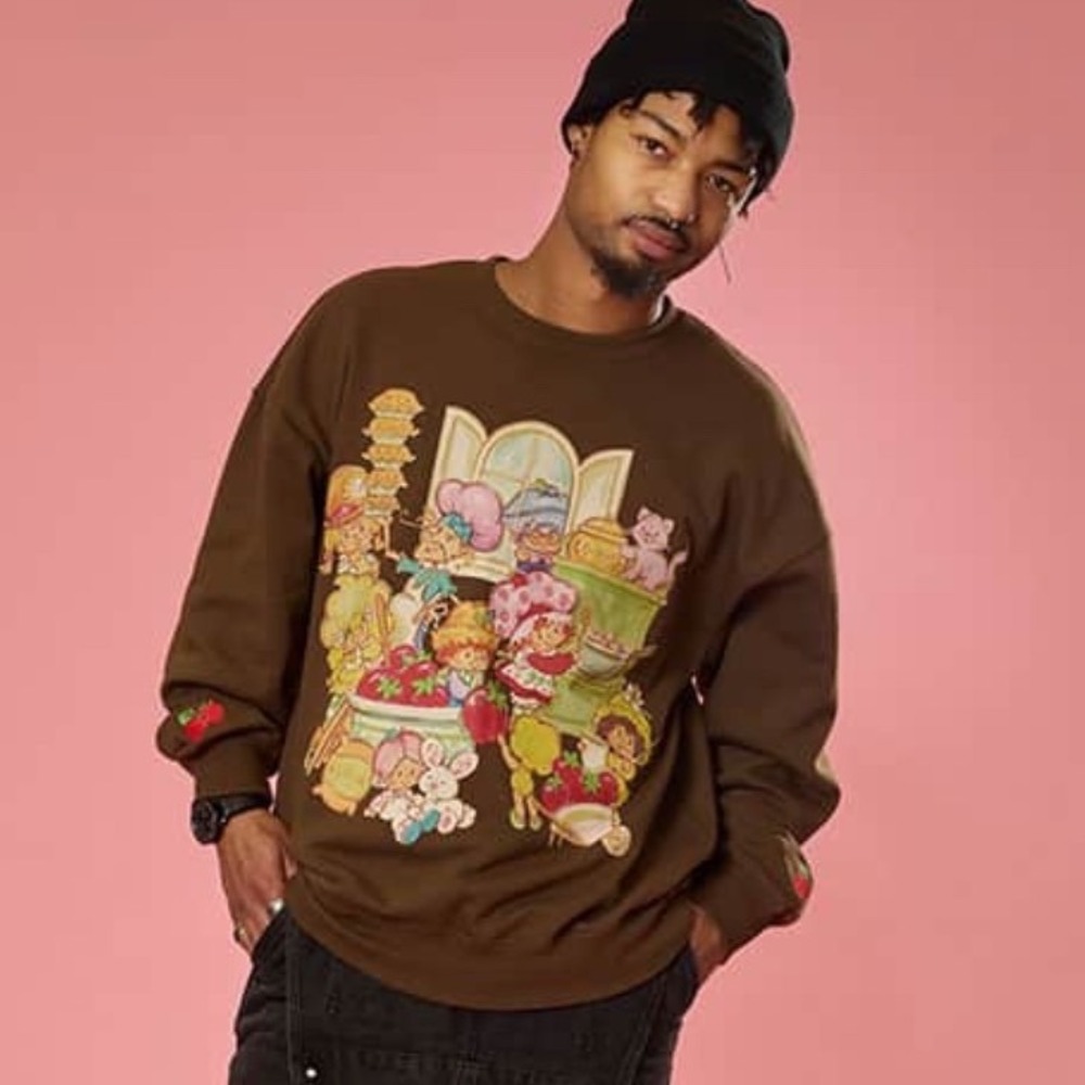 Cakeworthy Strawberry Shortcake Crewneck Sweater Unisex Small Brown New With Tag